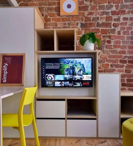 Rynek Stare 4 - Klima Netflix Apartmán